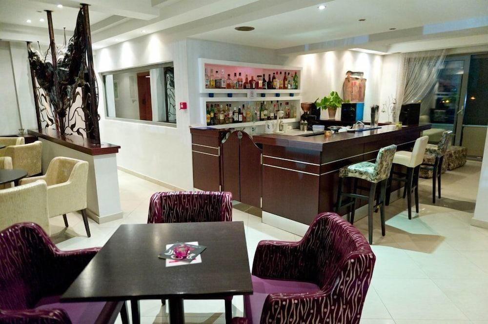 Assembly Hotel Anchialos ภายนอก รูปภาพ